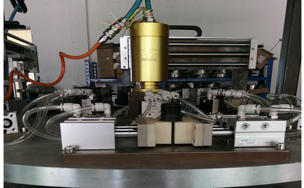 大包轉臺液壓旋轉接頭